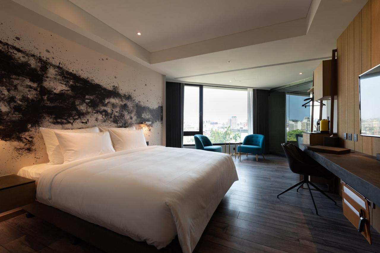 Brio Hotel Kaohsiung Exterior photo