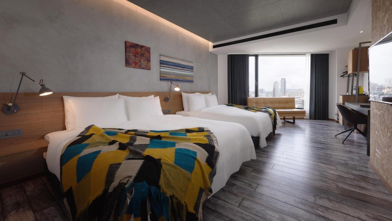 Brio Hotel Kaohsiung Exterior photo