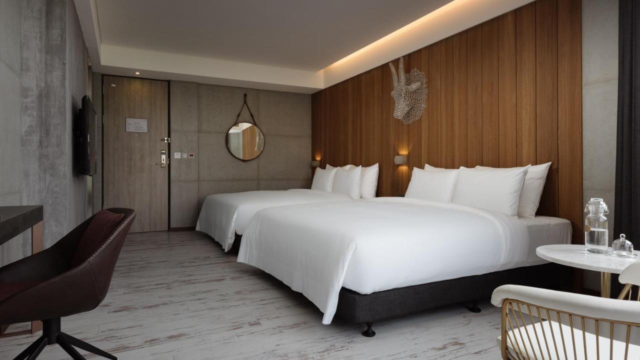 Brio Hotel Kaohsiung Exterior photo